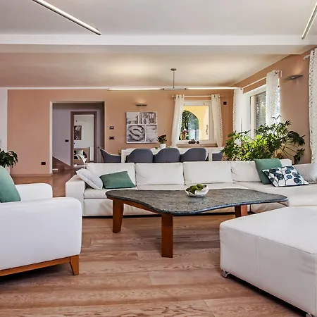 Montericco Villa *